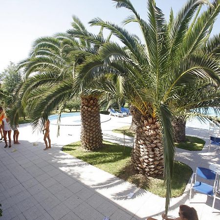 מרמרי Nina Hotel מראה חיצוני תמונה